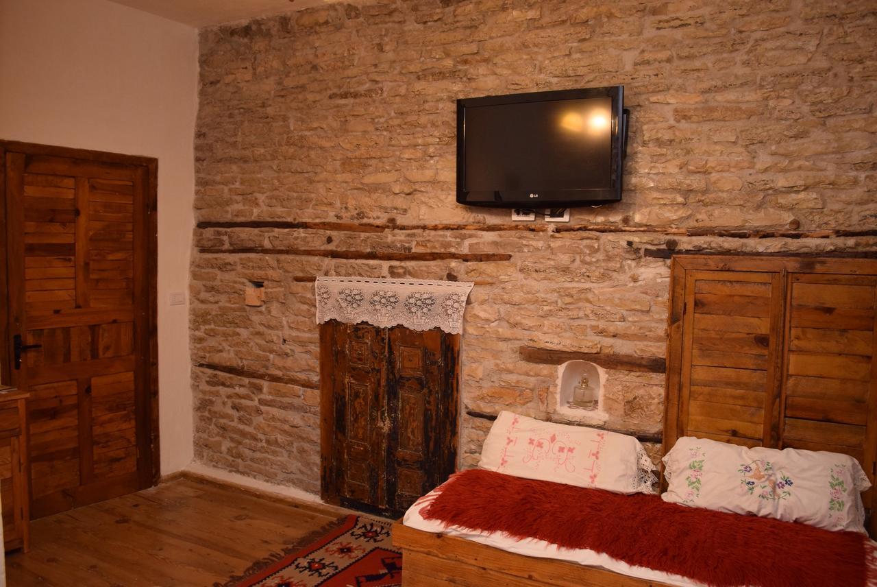 Guest House Salaria Gjirokastër Exterior foto